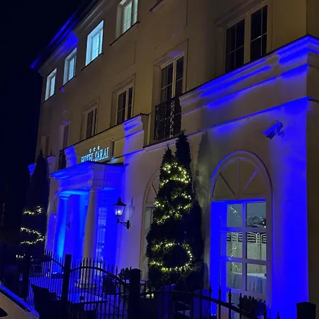 Ξενοδοχείο Sarai 3*