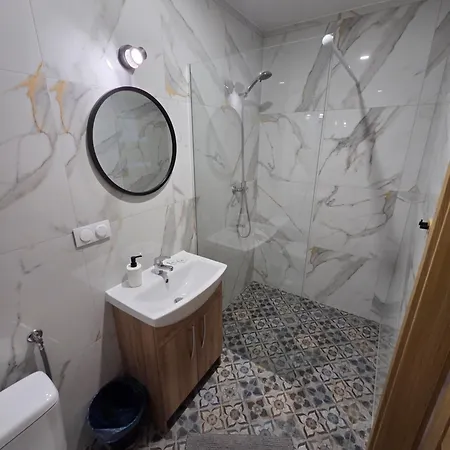 Ξενοδοχείο Sarai 3*