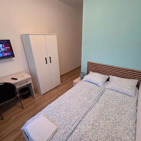 Sarai 3*